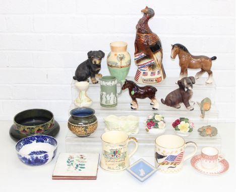 Qty of mixed ceramics to incl a vintage Wild Turkey decanter/bottle, Wedgwood American Bicentennial 1976, Royal Worcester cup