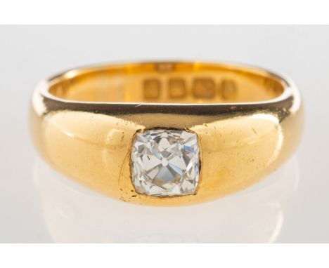 An 18ct gold diamond ring, a graduated band set with a cushion-cut diamond, diamond approx. 0.59 carat, (approx. 4.5mm x 4.5m