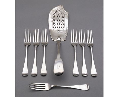 A mixed group of silver flatware comprising; a George III Fiddle pattern fish server by William Schofield, London 1821 and a 