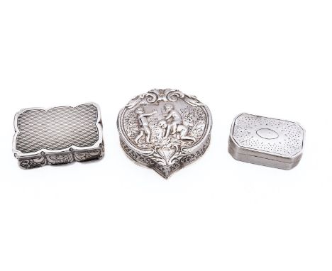 An Edward VII silver Hanau snuff box, import marks for Samuel Boyce Landeck, Chester 1903, in the form of a cartouche, with a
