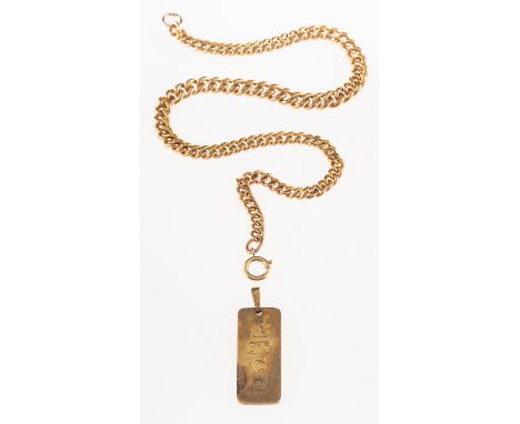 A 9ct gold pendant and a graduated chain, a rectangular pendant with UK hallmark to the front, length approx. 4.0cm, 9.3grams