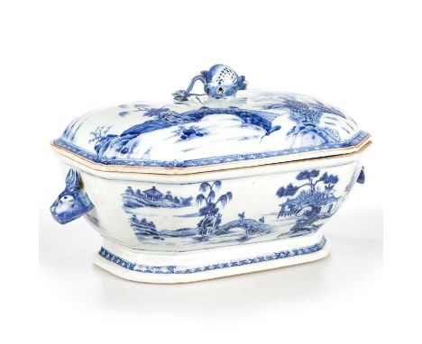 A CHINESE BLUE AND WHITE PORCELAIN TUREEN AND COVER, QIANLONG, CIRCA 1760 the cover with pomegranate finial, the base with ra