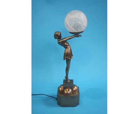 Art Deco style table lamp