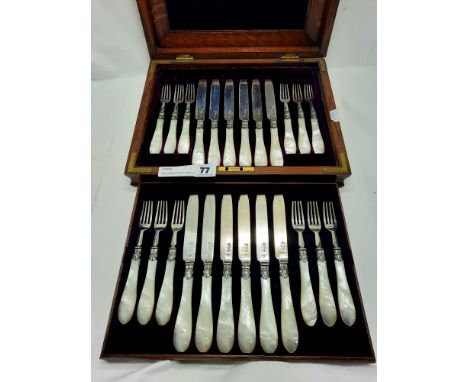 HM SILVER MOTHER OF PEARL CANTEEN OF CUTLERY - COMPLETEThe cutlery is in good condition however there are some light scratche