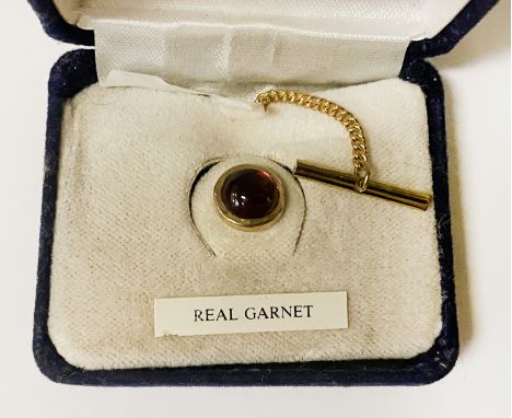 9CT GARNET TIE PIN