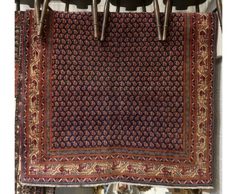FINE NORTH WEST PERSIAN MAHAL RUG 195CMS X 138CMS