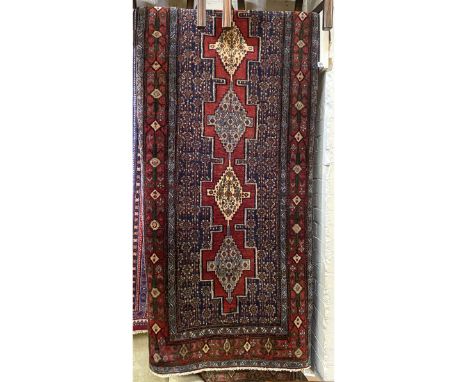 FINE NORTH WEST PERSIAN SENNEH RUNNER 382CMS X 93CMS