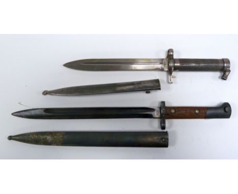 CZECHOSLOVAKIAN WORLD WAR II MAUSER TYPE BAYONET, with horses heads makers logo to the 11 3/4" (30cm) blade, in metal sheath 
