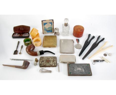 SUNDRY COLLECTABLES, including a Sherlock Holmes type BRIAR PIPE, initials WHC, ELECTROPLATE AND GILT METAL POCKET CIGARETTE 