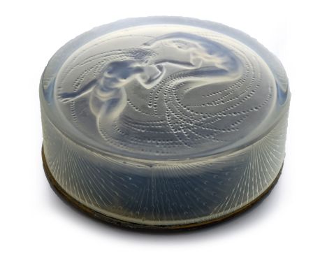 Rene Lalique for D'Orsay, a Deux Sirenes Small opalescent glass box, model D'Orsay-Box-2, designed circa 1920, with original 