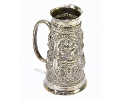An Eastern white metal measuring cup, weight 2.69ozt/83.6g.
