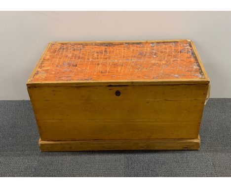 A vintage pine trunk, 50 x 48 x 95cm.