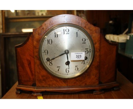 AN ART DECO WALNUT MANTEL CLOCK