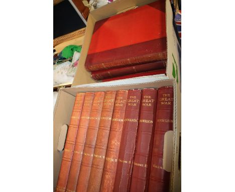 A COLLECTION OF VINTAGE VOLUMES OF THE GREAT WAR BY H W WILSON