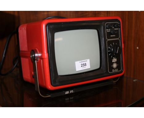 A VINTAGE VEGA 542 PORTABLE TELEVISION