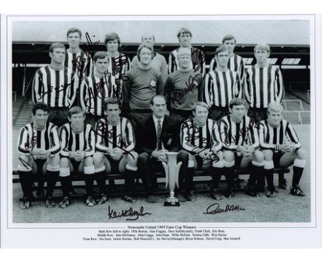 Spurs Football Team signed photo. High quality black and white 16x12 photo of the victorious 1984 UEFA Cup winning Tottenham 