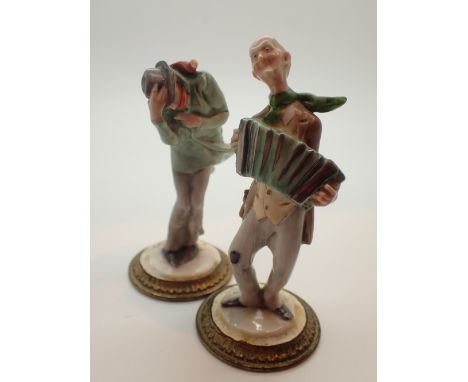 Two ceramic figurines signed Galle 1956 H: 10 cm CONDITION REPORT: No apparent damage or visible restoration.