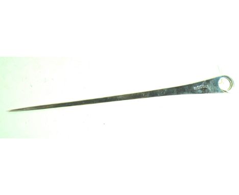 A George III hallmarked silver meat skewer by Samuel Godbehere, Edward Wigan & James BoultBeing of plain tapered form with ri