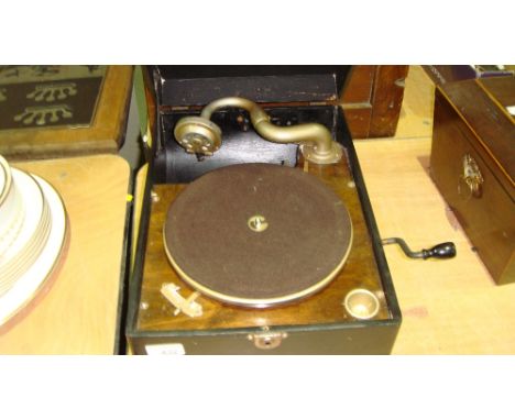Vintage Columbia wind up gramophone in wooden case with some 78 s