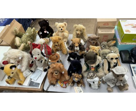 A collection of modern Steiff teddy bears including Blond Biker, Livingstone, Deutschland Edition 2004, Grandpa, Sir Edward e