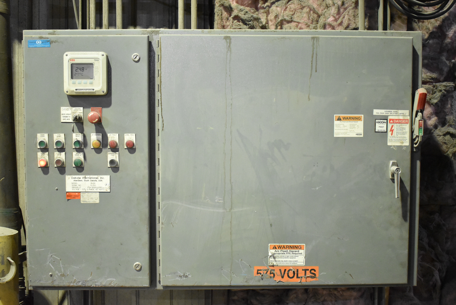 DAKOTA DI-30 SCRUBBER WITH ABB TB82 DIGITAL PH/ORP/PION MONITOR CONTROL