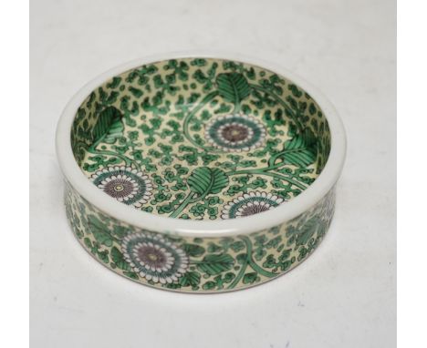 A Chinese famille verte yellow glazed brush washer, Kangxi mark, 19th century, 12.5cm. Condition - goodGood condition