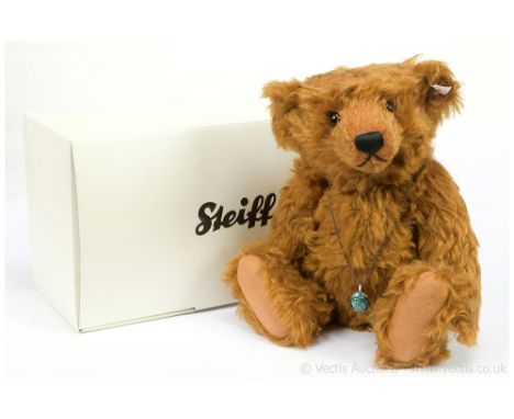 Steiff Irish Teddy Bear, UK and Ireland Exclusive, reddish brown mohair, white tag 660702, LE 2000, 2002, Excellent Plus, wit