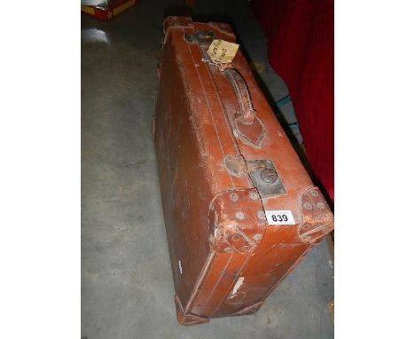 A vintage suitcase (collect only)