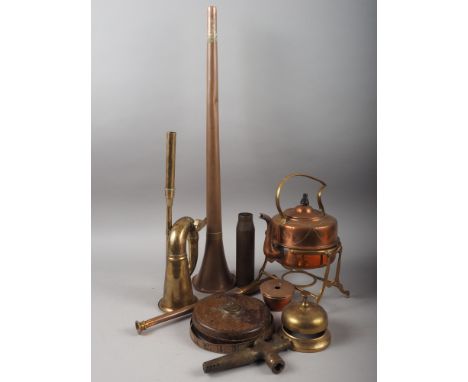 A copper kettle, on stand, a posting horn, 33 3/4" long, a beer tap and other items 