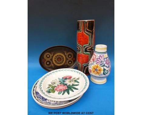 Six pieces of Poole, Denby and Portmerion pottery (6 Piece)
