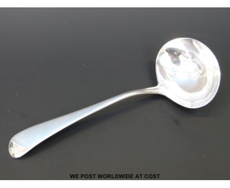 A hallmarked silver William IV sauce ladle, London 1831, maker William Schofield (length 17cm, 39g)