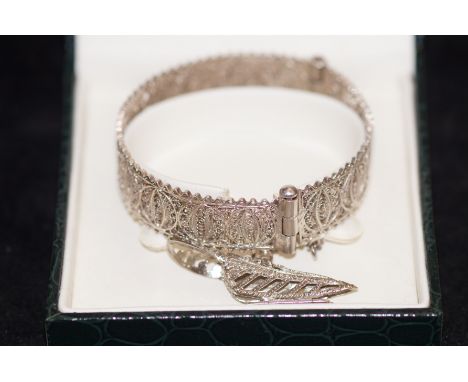 Silver filigree bangle &amp; brooch 