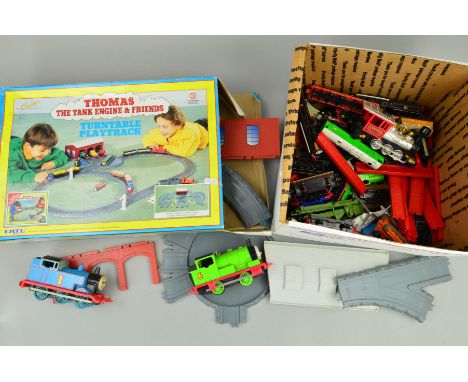 A BOXED ERTL THOMAS THE TANK ENGINE AND FRIENDS TURNTABLE PLAYTRACK, No.1033, appears complete and with instructions, togethe