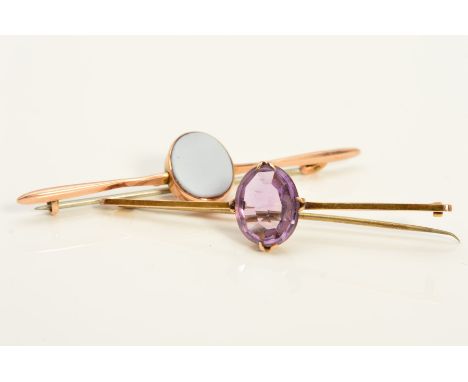 TWO EARLY 20TH CENTURY 9CT GOLD GEM BAR BROOCHES, the first with central oval chalcedony, the second with central oval amethy