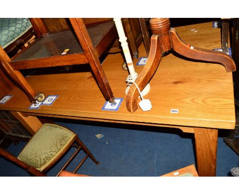 A HEAVY OAK REFECTORY TABLE, width 153cm x depth 92cm x height 75cm