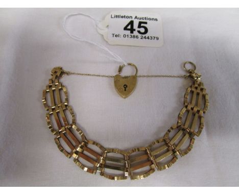 Gold gate bracelet - Approx 16g