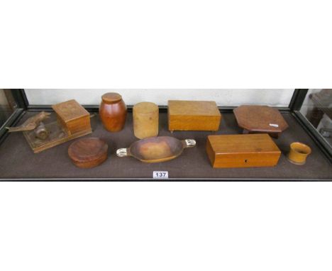 Shelf of treen