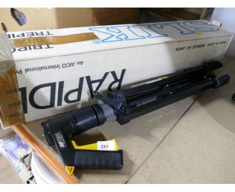 Boxed silk Rapide tripod