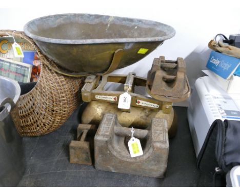 Heavy duty set of Avery scales and weights