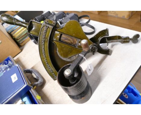 Sprong grinder and a new Universal marmalade machine