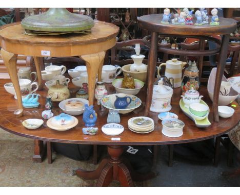 LARGE QUANTITY OF SUNDRY CERAMIC INCLUDING TG GREEN AND POOLE, ETC. 