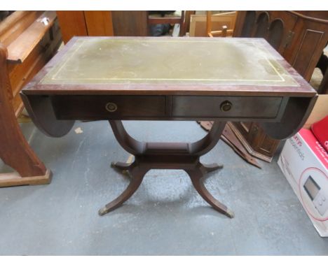 REPRODUCTION DROP LEAF SOFA TABLE 