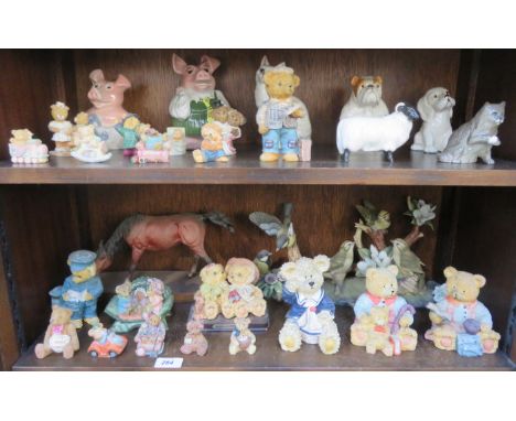 PARCEL OF VARIOUS CERAMIC ANIMALS AND TEDDY BEARS INCLUDING BESWICK, ROYAL DOULTON AND WADE, ETC. 