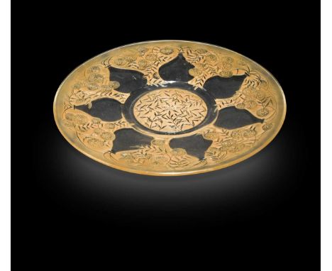 Vases, an R. Lalique Verrerie d'Alsace clear and stained coupe dish, circa 1920s, reverse moulded with a repeating motif of s