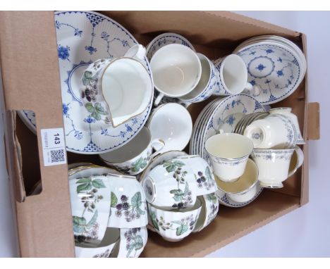 'Denmark' pattern dinnerware, Royal Worcester 'Lavinia' pattern tea set and Mintons 'Bellemeade' teaware in one box   Conditi