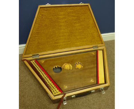Vintage inlaid Hammered Dulcimer, in wooden case 