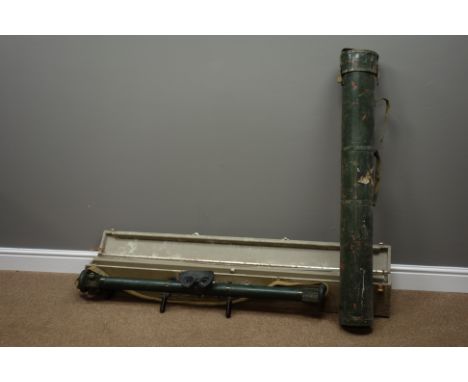 Military Rangefinder no.2 Mark VII and a field projector screen, in box with stand marked 'Chafer's Field Research and Develo