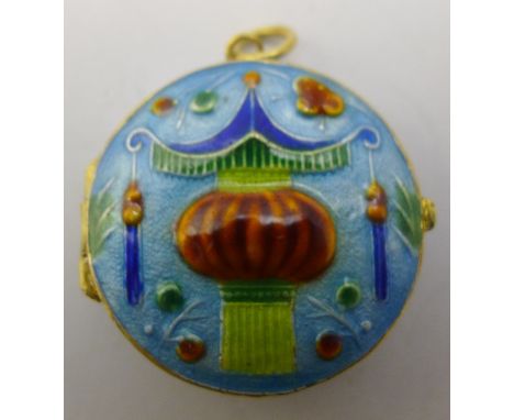 A Chinese silver locket
