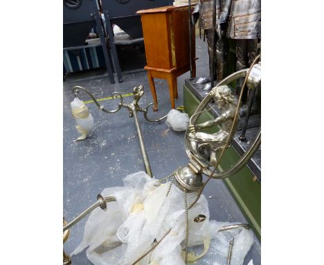 AN IMPRESSIVE SILVER METAL SIX LIGHT HANGING CEILING LIGHT FITTING, 235cm WIDE.