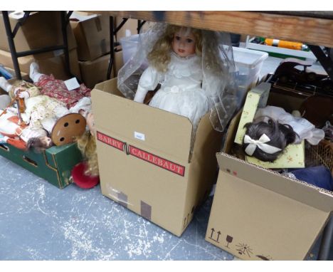 A LARGE COLLECTION OF MODERN BISQUE HEAD DOLLS. 